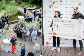 Eine lebhafte Gartenveranstaltung mit Gästen, die sich unterhalten und an einem Buffet mit Getränken und Snacks stehen.